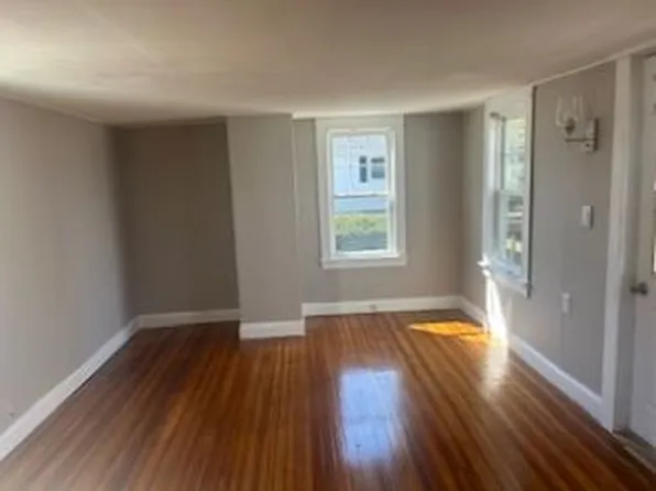 (undisclosed Address), Manchester, CT 06040