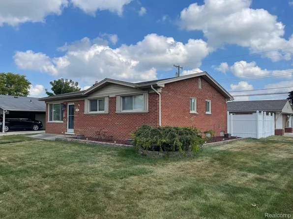 6010 Fairwood Dr, Dearborn Heights, MI 48127
