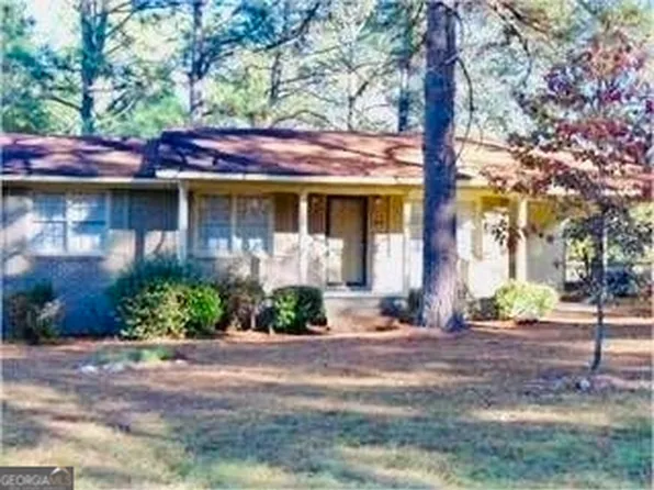 837 Harrison St, Eastman, GA 31023