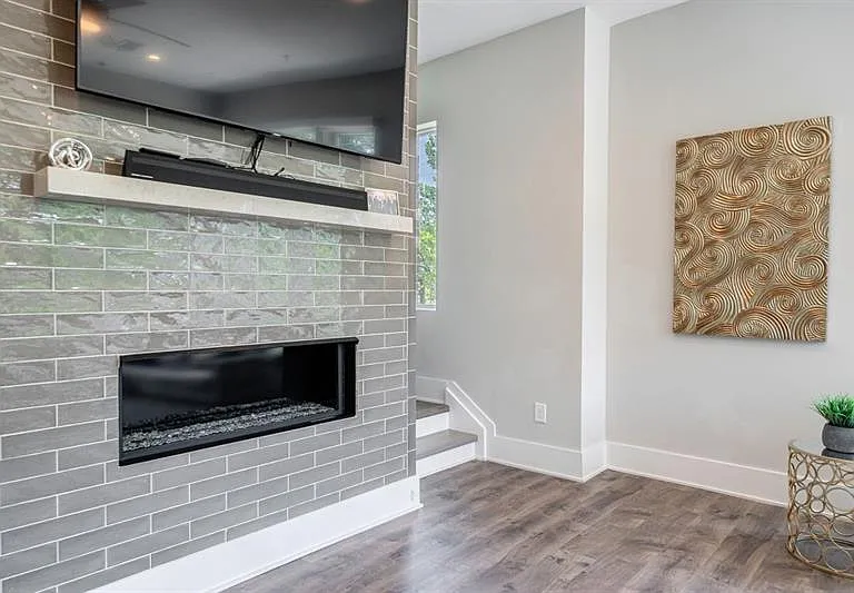 1227 Chelsea Cir NW — Photo 12