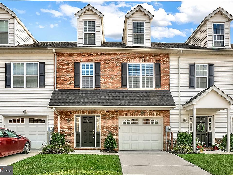 1st image of 4424 Riverview Ln #23