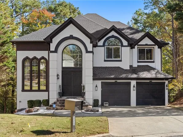 820 Glen Royal Dr, Roswell, GA 30076