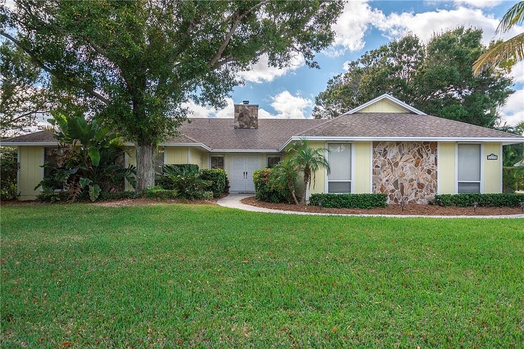 2175 Seminole Shores Ln, Vero Beach, Fl 32963 