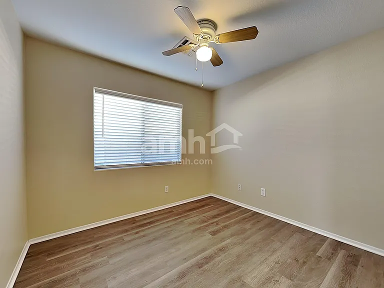 6323 W Winslow Ave — Photo 18