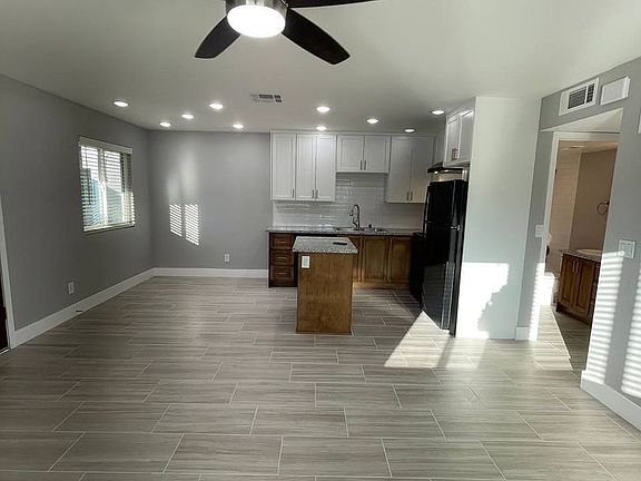 3rd image of 69 W Beverly Dr APT 102
