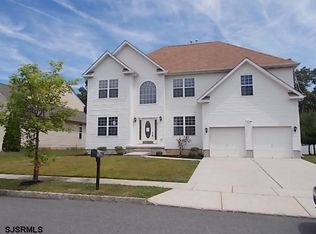 106 Waverly Rd, Egg Harbor Township, NJ 08234