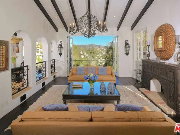 7082 La Presa Dr, Los Angeles, CA 90068