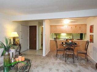 456 Prospect Creek Dr APT B, Ballwin, MO 63021