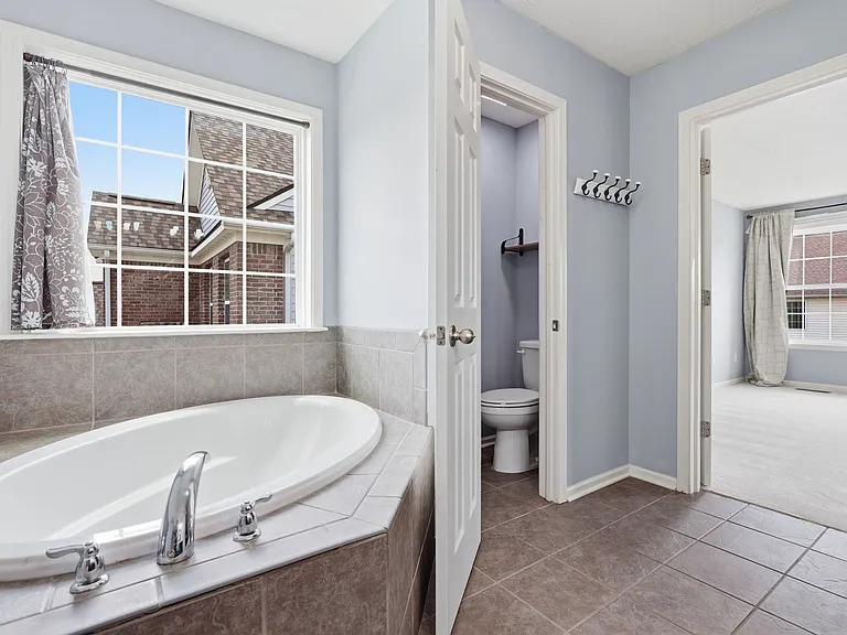 12250 Eddington Pl — Photo 30
