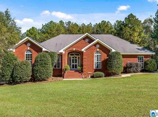 4041 Paradise Ln, Bessemer, AL 35022