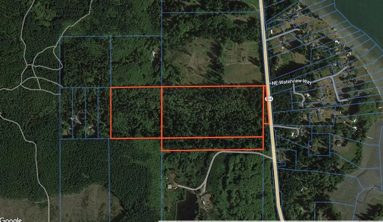 28 NE State Highway 104 photo 1