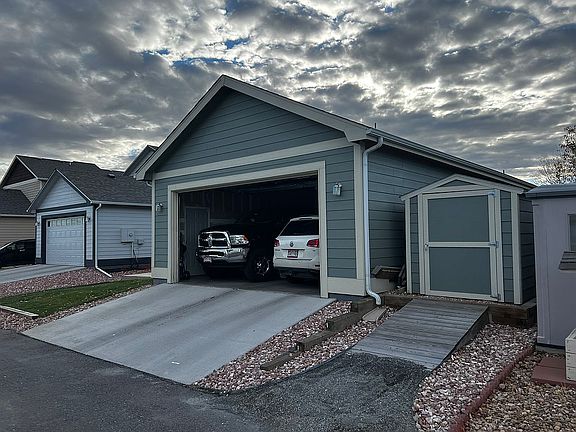 4th image of 4318 Mariposa Ln