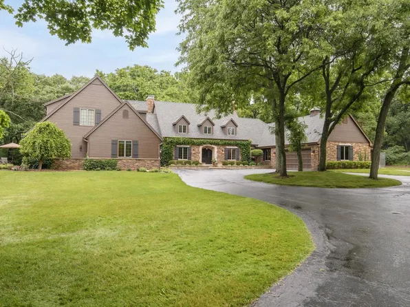 S48W28946 Parke LANE W W, Waukesha, WI 53189