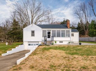 907 Circle Dr, Harrisonburg, VA 22801