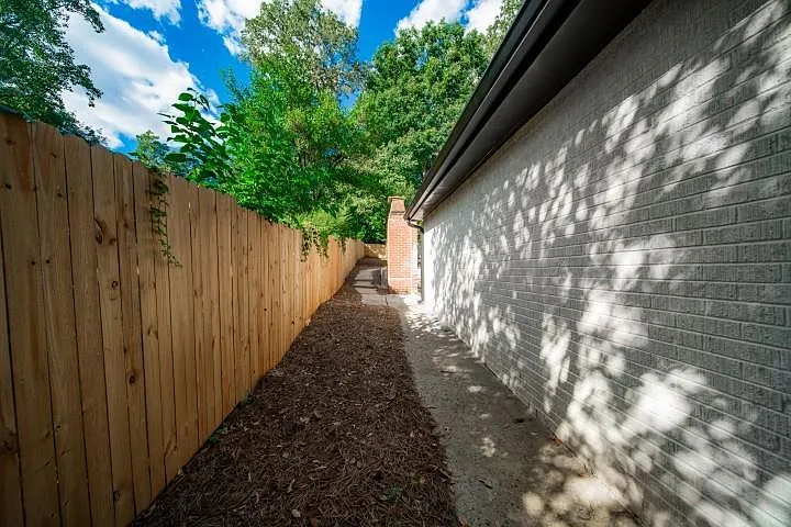 3154 N Druid Hills Rd — Photo 101