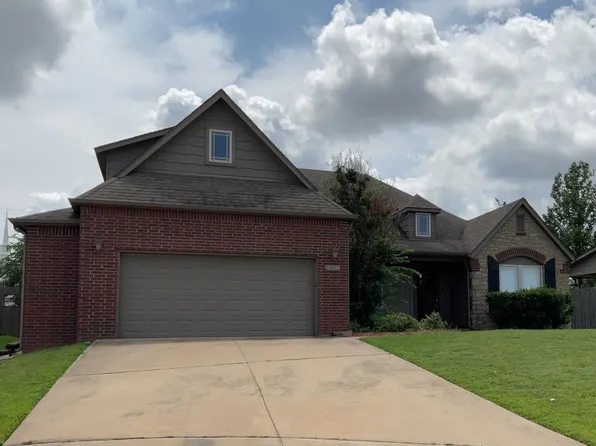 831 E Seattle Pl, Broken Arrow, OK 74012
