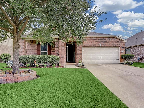 2nd image of 2748 Lomelina Ln