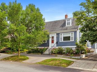 92 Franklin St, Bristol, RI 02809
