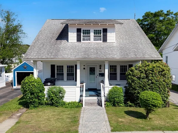119 Chestnut St, Southbridge, MA 01550