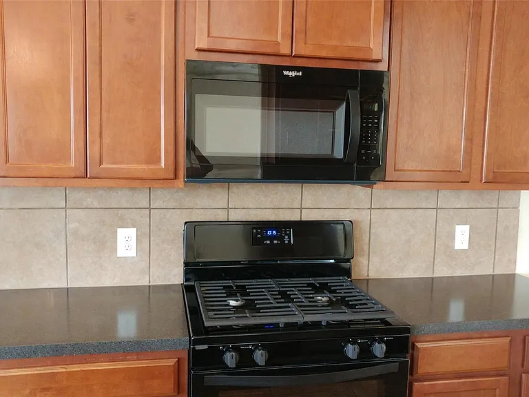 18223 Redoak Manor Ln — Photo 7