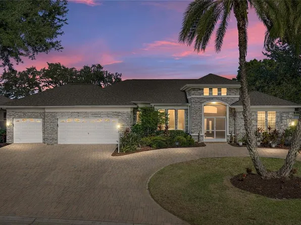 3034 Sutton Woods Dr, Plant City, FL 33566