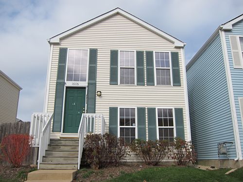 1st image of 1606 Linden Park Ln