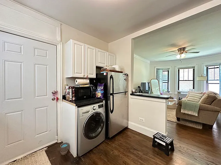2131 W Giddings St #B2 — Photo 6