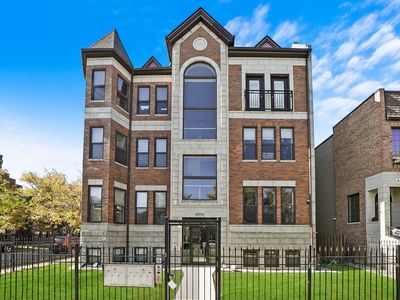 4956 S Champlain Ave #1N, Chicago, IL, 60653