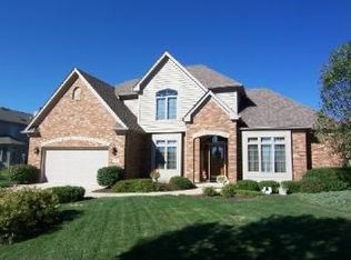 914 Elm St, Sugar Grove, IL 60554