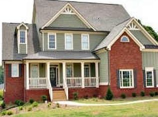 527 Windy Trl, Bethlehem, GA 30620