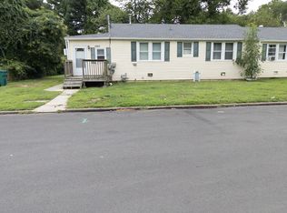 1201 Schumacher Dr, Bristol, PA 19007