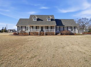 127 Fairway Dr, Gaffney, SC 29341