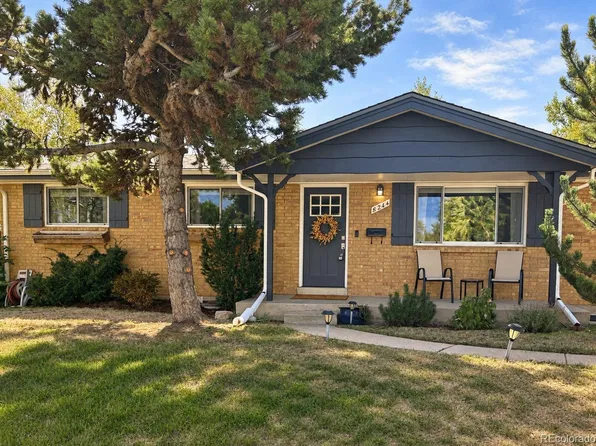 8244 W Iowa Avenue, Lakewood, CO 80232