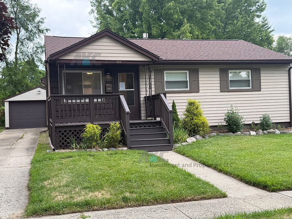 1st image of 315 Kansas Ave