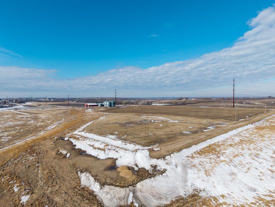 25278 Meridian Ave, Belle Plaine, MN 56011