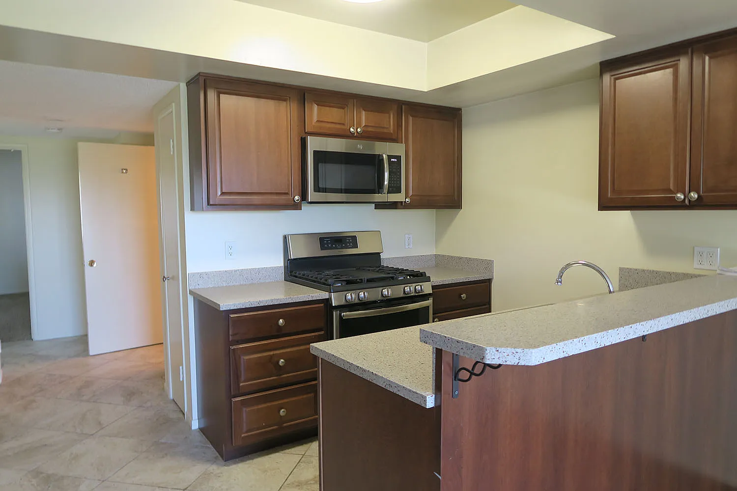 1 bed, $2,595 — Photo 1