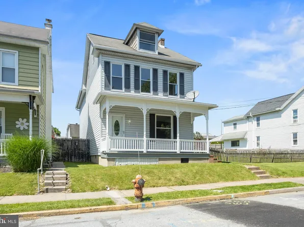 111 W Carpenter Ave, Myerstown, PA 17067