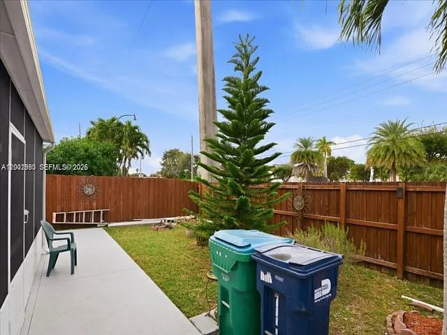 15345 SW 63rd Ter — Photo 11