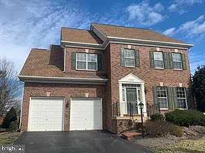 5980 Twin Branch Ct
