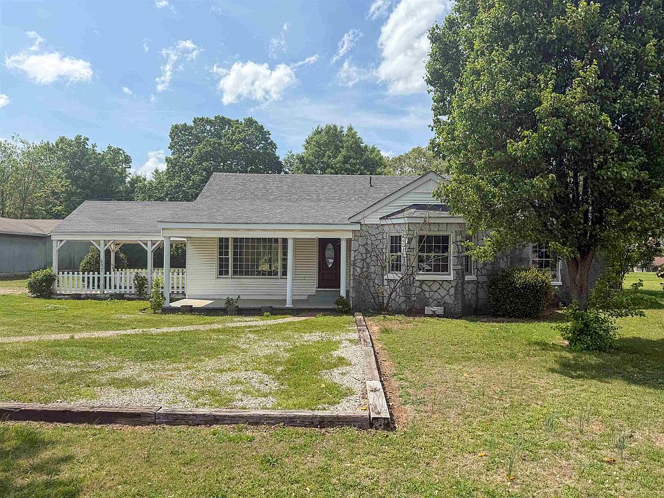 1st image of 617 Ash Flat Dr
