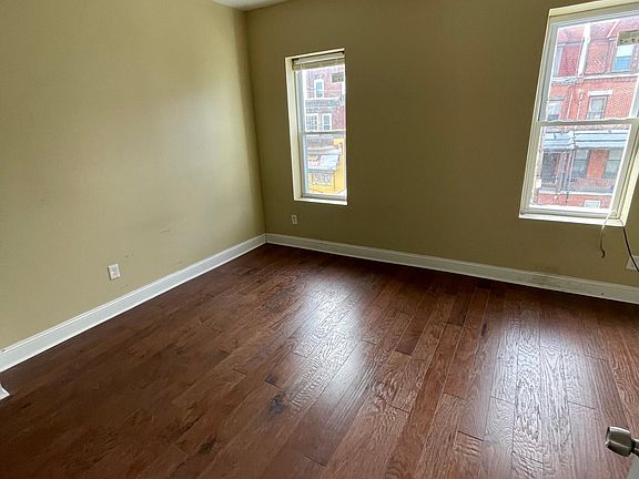 4th image of 923 N 42nd St Floor 2