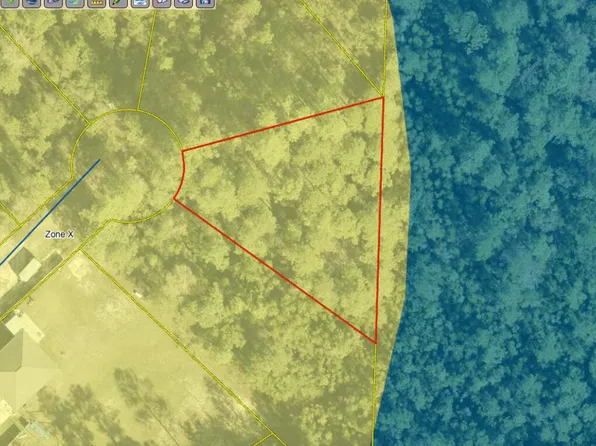 21 Donatello Rd #Q, Defuniak Springs, FL 32433