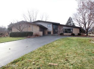 12932 Comanche Dr, Palos Heights, IL 60463