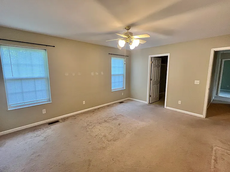 3745 Lemay Woods Dr — Photo 11