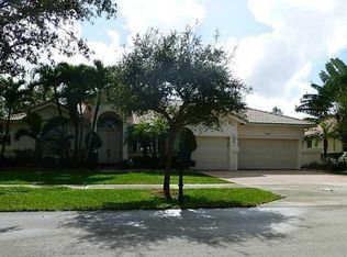 12824 Spring Lake Dr, Fort Lauderdale, FL 33330