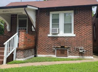 4667 Palm St, Saint Louis, MO 63115