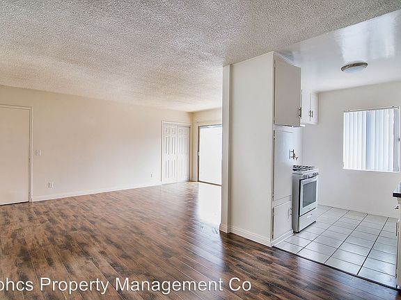5th image of 8330 Willis Ave APT 08