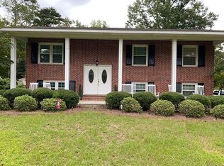 364 Summerhill Rd, Thomasville, GA 31757