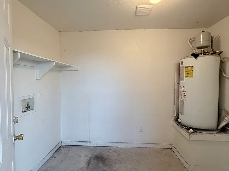 2406 Mission Hill Dr #104 — Photo 7