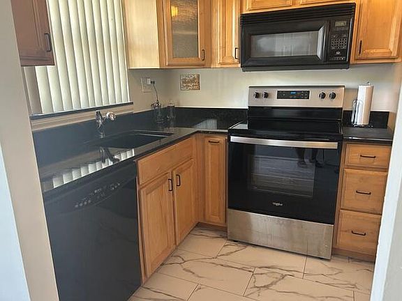 5th image of 10180 NW 30th Court #110